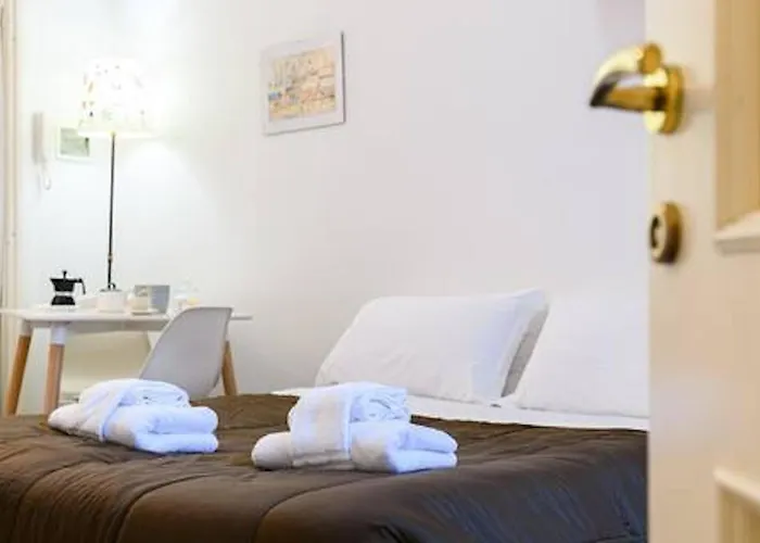 Sabelli Flat 1 Apartment
